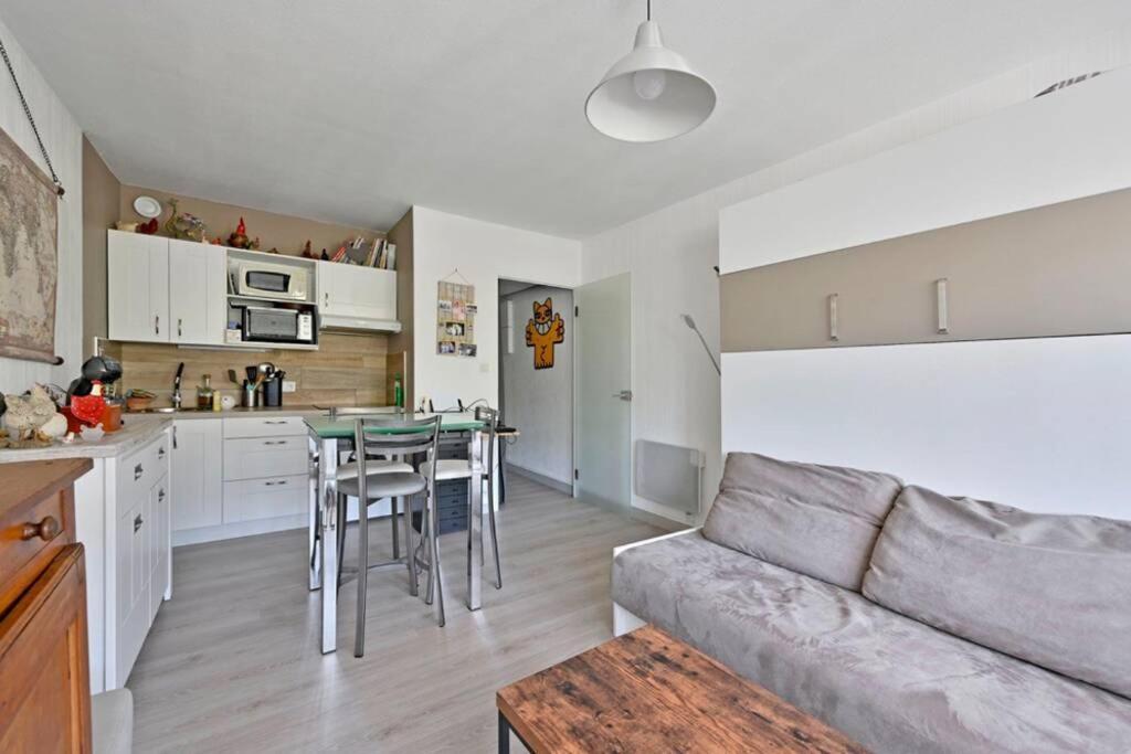 Magnifique Studio A Sete Proche Des Plages Exterior photo